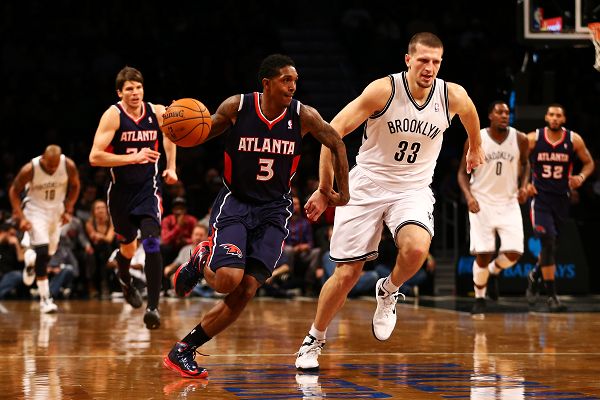 受膝盖疼痛 受膝盖疼痛